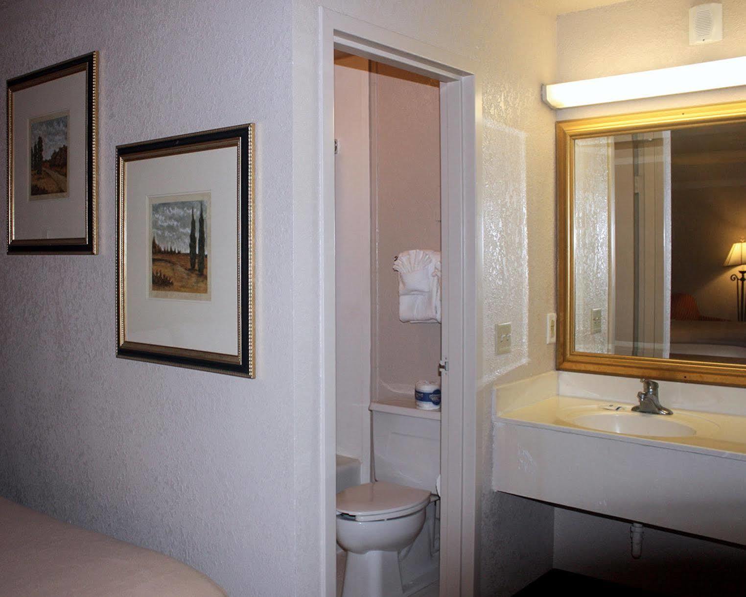 Rodeway Inn Kingsland Εξωτερικό φωτογραφία
